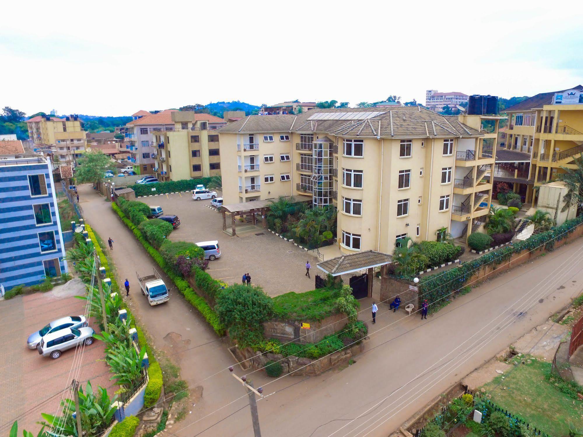 City Royal Resort Hotel Kyambogo  Exterior foto