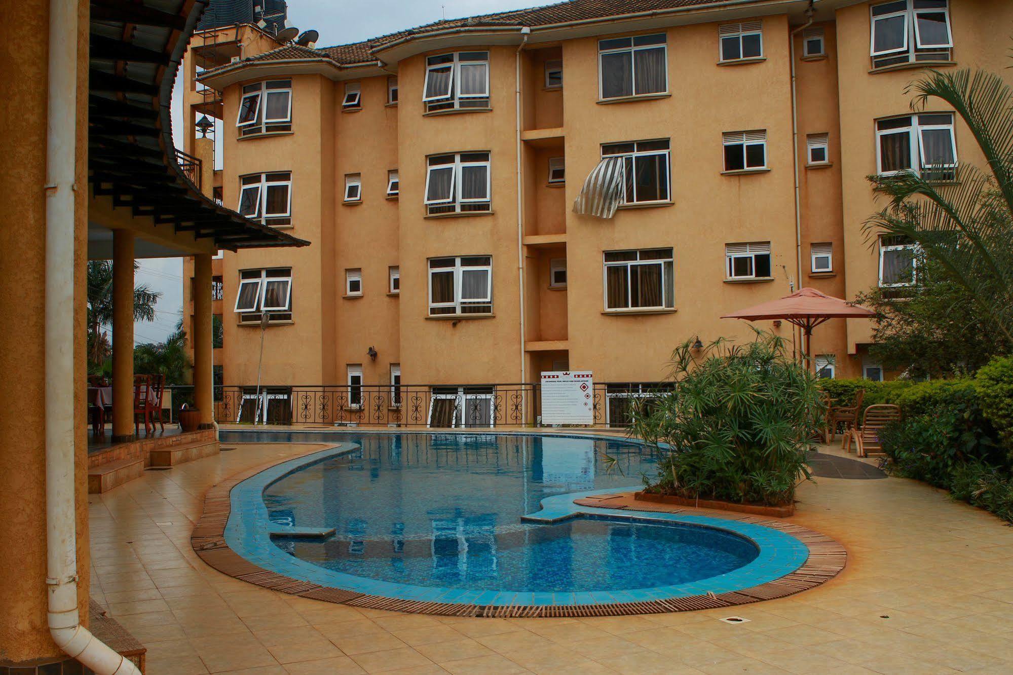 City Royal Resort Hotel Kyambogo  Exterior foto